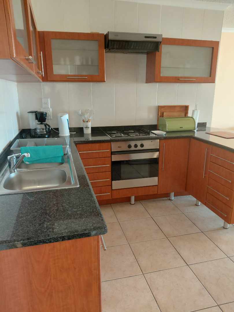 To Let 3 Bedroom Property for Rent in Summerstrand Eastern Cape